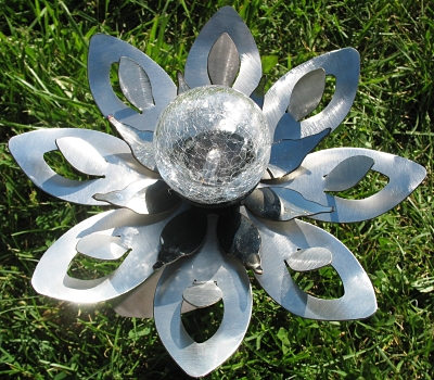 Stainless Steel Solar Flowers Yard Art - MR Metal Works